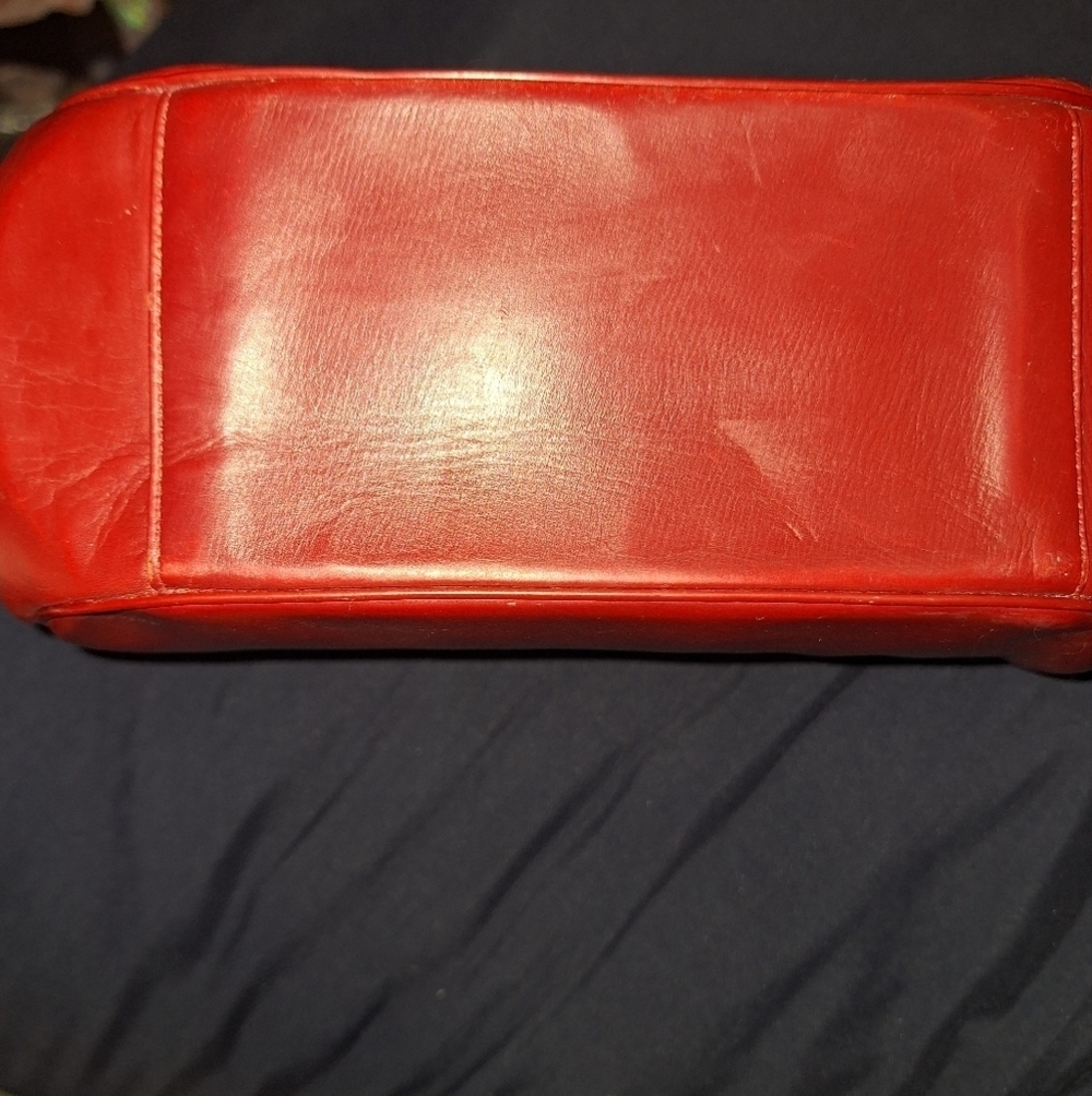 Vintage Red Leather Handbag Snap Closure Medium - Picture 6 of 8